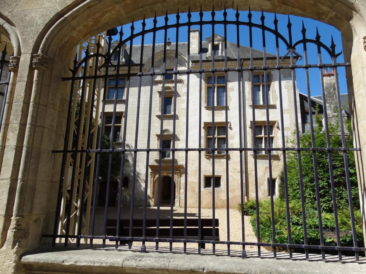 Appartement Coquet Centre Ville Filigrando Μπουρζ Εξωτερικό φωτογραφία